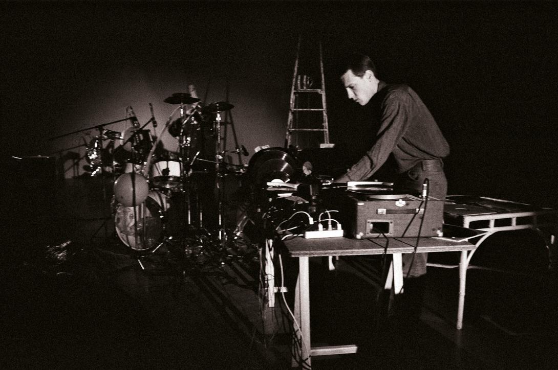 1985. Christian Marclay au Palais des Expositions