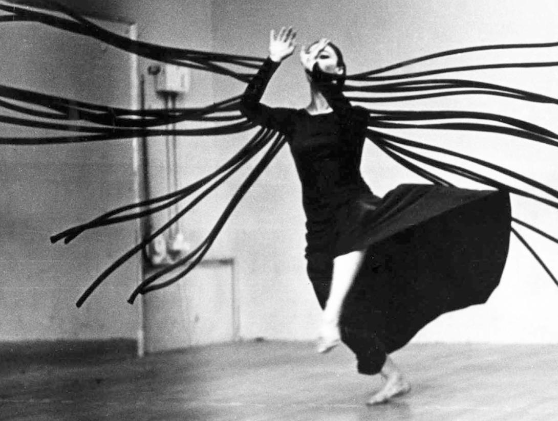 Noemi Lapzeson danse Sky